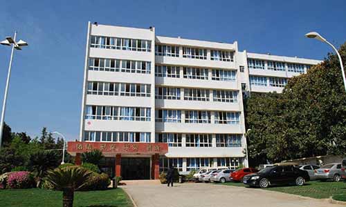 青島市勞動局技工學校